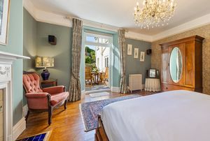 Photo 13- click for photo gallery